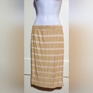 🛍️ BUNDLE ONLY🛍️ Femme Elegant Tan and White Skirt